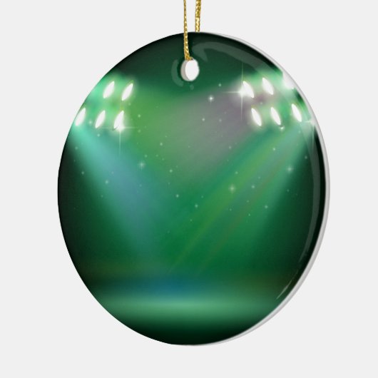 Een podium met schijnwerpers keramisch ornament (Links)