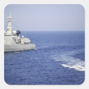 Een Portugese marine-eenheid in een opblaasbare bo Vierkante Sticker