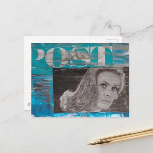 Een Postvrouw Mixed Media Collage Briefkaart (Voorkant / Achterkant in situ)
