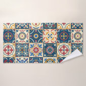 Een prachtig, naadloos patroon met een wit kleurri badhanddoek (Badhanddoek)