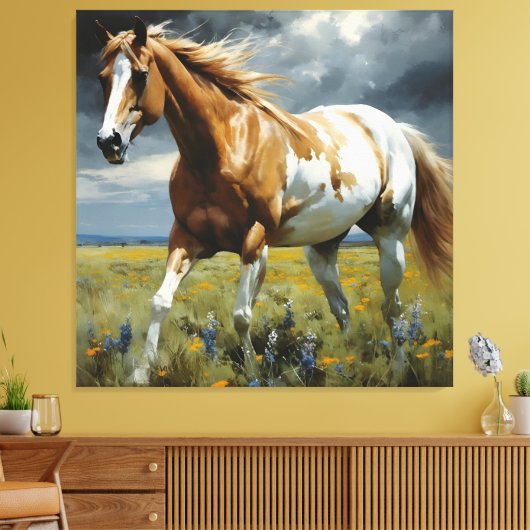Een prachtig Pinto Paard in de wei Canvas Afdruk (Insitu (Woonkamer))