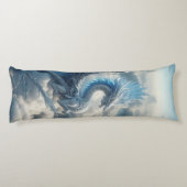 Een prachtige draak omringd door wolken lichaamskussen (Achterkant)