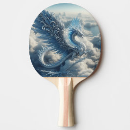Een prachtige draak omringd door wolken tafeltennisbatje