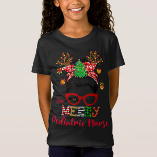 Een prettig kinderdagverblijf met kerstmis Pajama  T-shirt