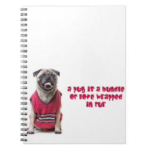 Een pug is een bundel van liefde die in vier wordt notitieboek