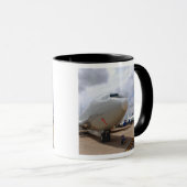 Een RC-135V/W rivet Joint vliegtuig Mok (Voorkant rechts)