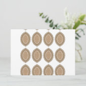 Een rechthoekig tapijt met een ingewikkelde geomet bedankkaart (Staand voorkant)