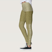 Een rechthoekig tapijt met ingewikkeld geometrisch leggings (Links)