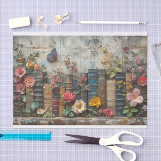 Een rij boeken met bloemen tissuepapier (Craft)