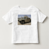Een rij humvees van het militaire beleid van de ta kinder shirts (Voorkant)