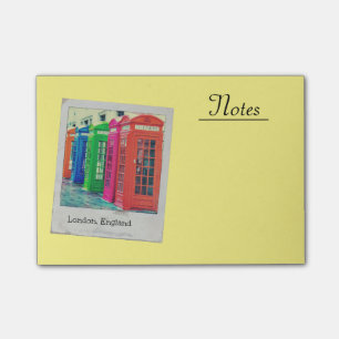 Een rij van de Heldergekleurde Kaders van de Telef Post-it® Notes