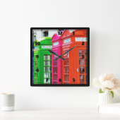 Een rij van de Heldergekleurde Kaders van de Telef Vierkante Klok (Huis)