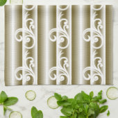 Een rijk gekleurd tapijt heeft een symmetrische ge theedoek (Gevouwen)