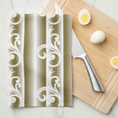 Een rijk gekleurd tapijt heeft een symmetrische ge theedoek (Quarter Fold)