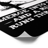 Een rivier stroomt er doorheen om te vissen poster (Hoek)