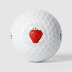 Een rode aardbei cwb gbm golfballen