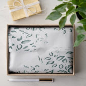 Een rode bloem op een zwarte achtergrond tissuepapier (Geschenk)