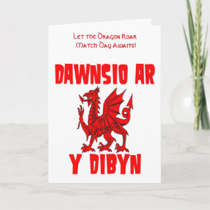 Een rode draak die met vuur speelt Dawnsio ar y di Kaart