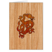 Een rode draak op Bamboe als (Voorkant)