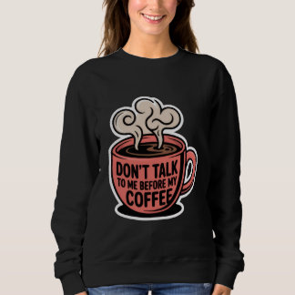 een rode koffie mok met stoombad, T-shirt