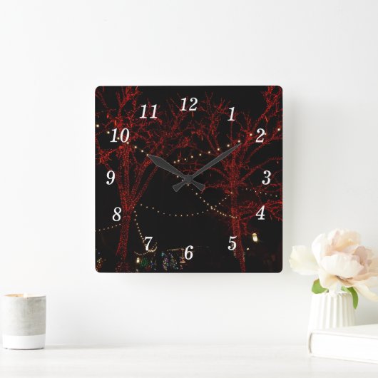 Een rode paar wandklok (Huis)