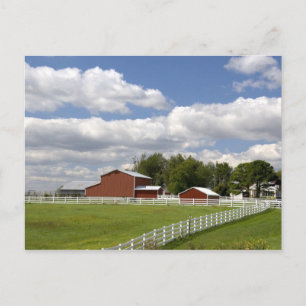 Een rode schuur en boerderij bij Pamona, Kansas. Briefkaart
