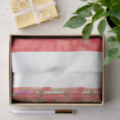 Een rode sjaal met bloemen erop tissuepapier (Geschenk)