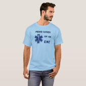 Een rode vader van een EMT T-shirt (Voorkant volledig)
