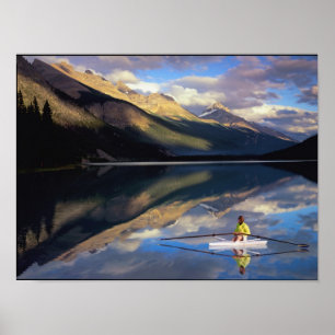 Een roeier op Banff Lake in Canada MR) Poster