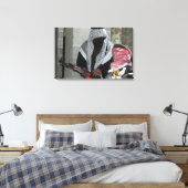 Een rollenspelende vijandelijke agressor bewapent canvas afdruk (Insitu (Slaapkamer))