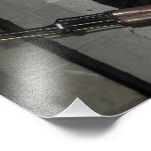 Een rollenspelende vijandelijke agressor bewapent  foto afdruk (Hoek)