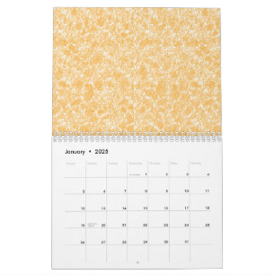 Een rond tapijt met een levendige mix van geel en  kalender