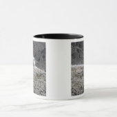 Een ronde van een AT-4 kleine raketwerper Mok (Midden)