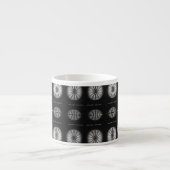 Een rondje van genoeg - B&W-demitasse Espresso Kop (Voorkant)