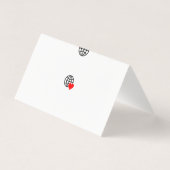 Een rood hartsymbool gemaakt met vloeiende, dikke  kaart (Achterkant)