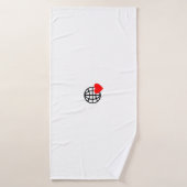 Een rood hartsymbool gemaakt met vloeiende, gedurf badhanddoek (Badhanddoek)