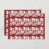 Een rood tapijt met een getextureerd patroon is ve informatiekaartje (Voorkant / Achterkant)