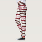 Een rood-wit gestreept patroon leggings (Links)