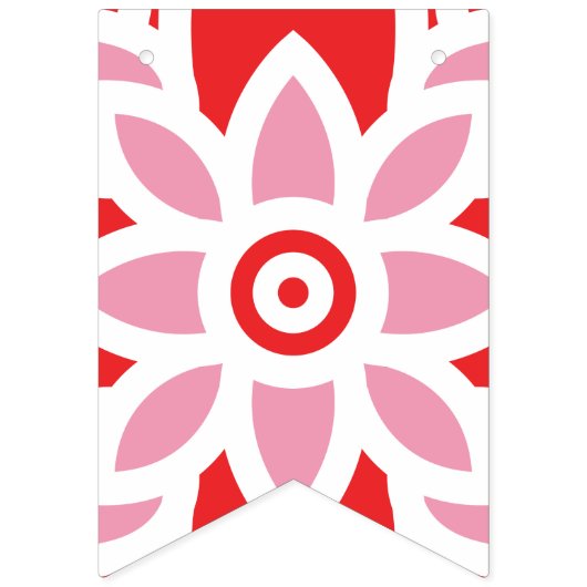 Een rood-wit patroon met een bloem erop vlaggetjes (Tweede vlag)