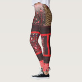 Een rood-zwart schilderij met een rood hart erop leggings (Links)