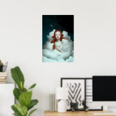 Een roodharige vrouw die een kat in de wolken houd poster (Thuiskantoor)