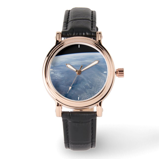 Een rookpluim boven tropisch zuidelijk Afrika. Horloge (Voorkant)