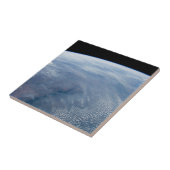 Een rookpluim boven tropisch zuidelijk Afrika. Tegeltje (Zijkant)