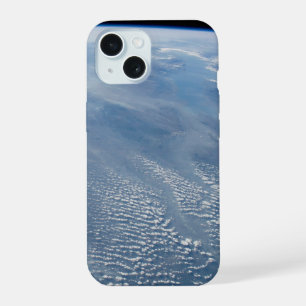 Een rooksluier over tropisch zuidelijk Afrika. iPhone 15 Case