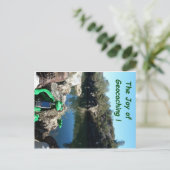 Een rotsachtig spoor door een rivier briefkaart (Staand voorkant)