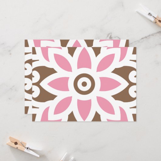 Een roze bloem op een bruine achtergrond kaart (Voorkant / Achterkant in situ)