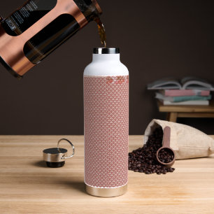 Een roze en witte achtergrond met een patroon waterfles