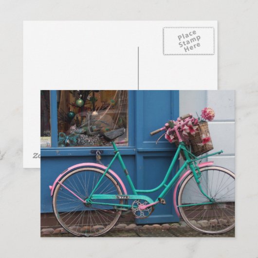 Een roze fiets met een mandje voor teenwilgen en b briefkaart (Voorkant / Achterkant)