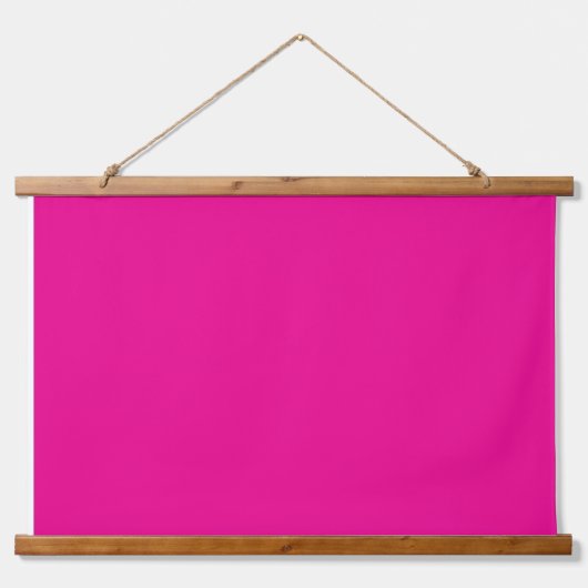 Een roze vierkant met een witte rand, waardoor een hangend wandkleed (Voorkant)