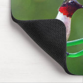 Een ruby Throated Hummingbird Muismat (Hoek)